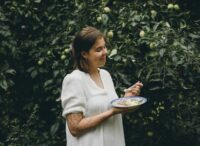 tiia, käsi sydämellä