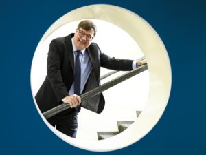 Arto Satonen, Vääntäen ja linjaten