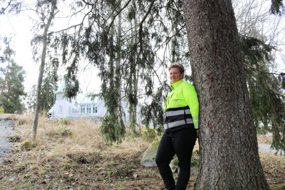 Suvi Isosävi, Seukku, Seukunmäki