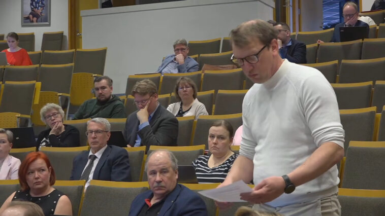 Mikko Rauva, Mirva Iso-Kukkula