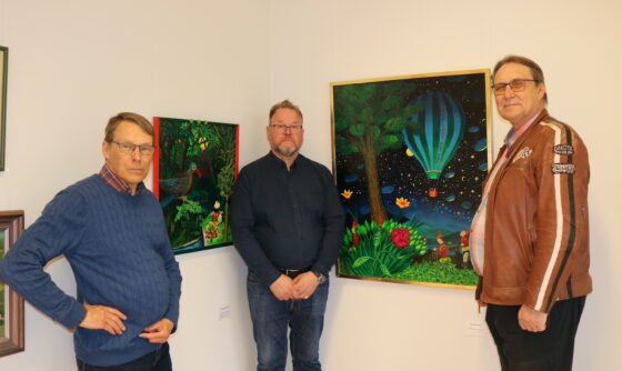 NAIVISTINAYTTELY seppo taatila, petri nieminen ja aulis ylonen kopio