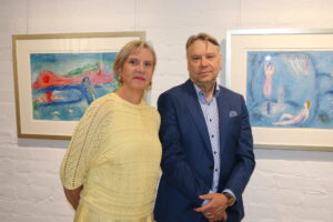 ART PAPPILA kirsi-marja ja jarmo nieminen chagallin teosten edessa kopio
