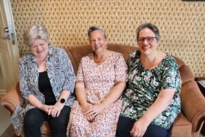 Kirjoittajat, marja-leena, irmeli, hanna
