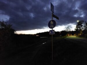 Tyrväänkyläntie, katuvalot